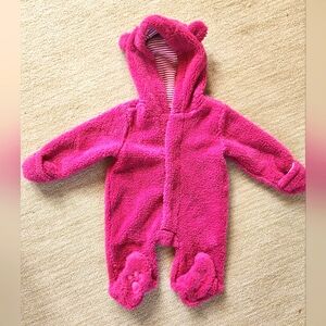 Magnetic Fleece Baby Onesie Pram 0-3 Months